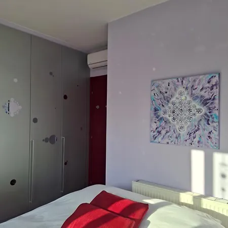 Private In Shared Downtown 尼科西亚